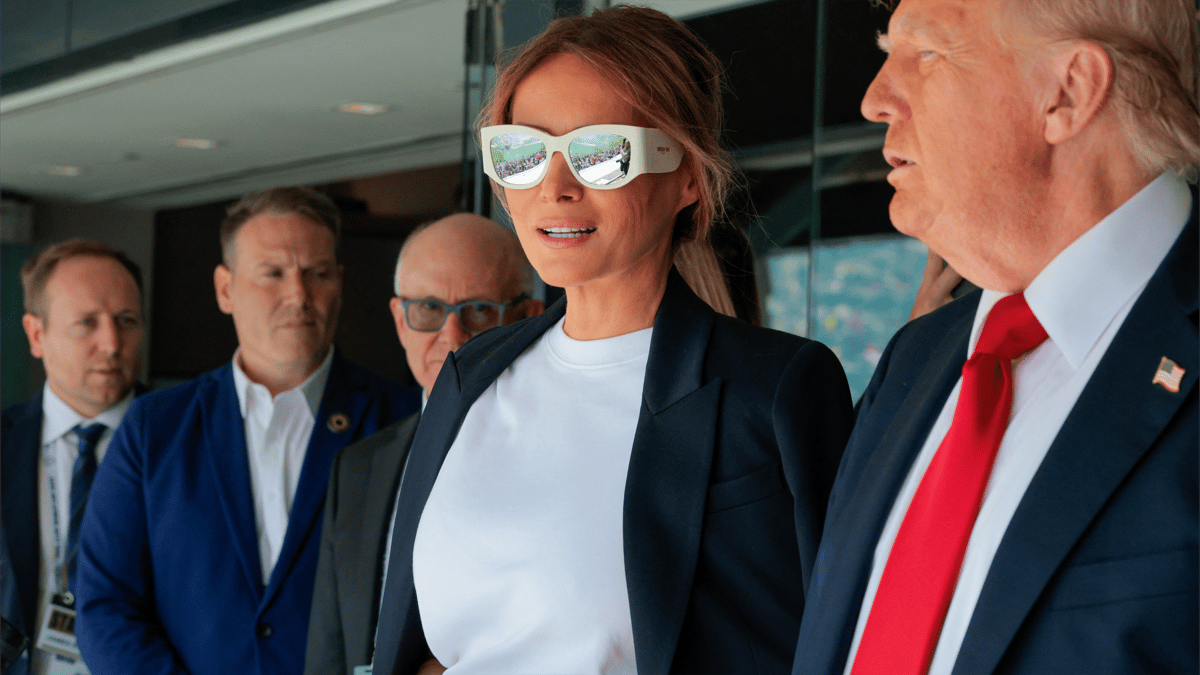 ميلانيا ترامب.. الهمسة التي غيّرت موقف الرئيس من روسيا وأوكرانيا