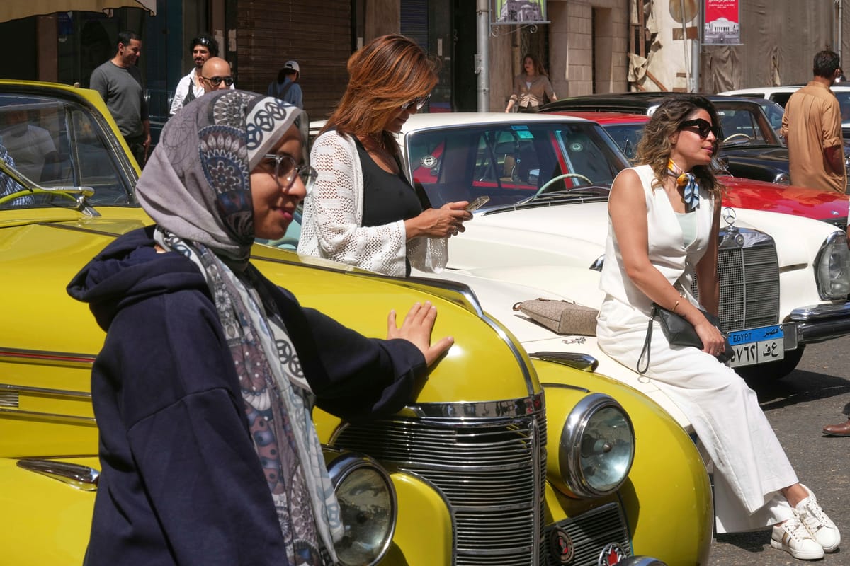 كيف تلاحق مصر "فوضى المؤثرين" بقانون وضرائب؟