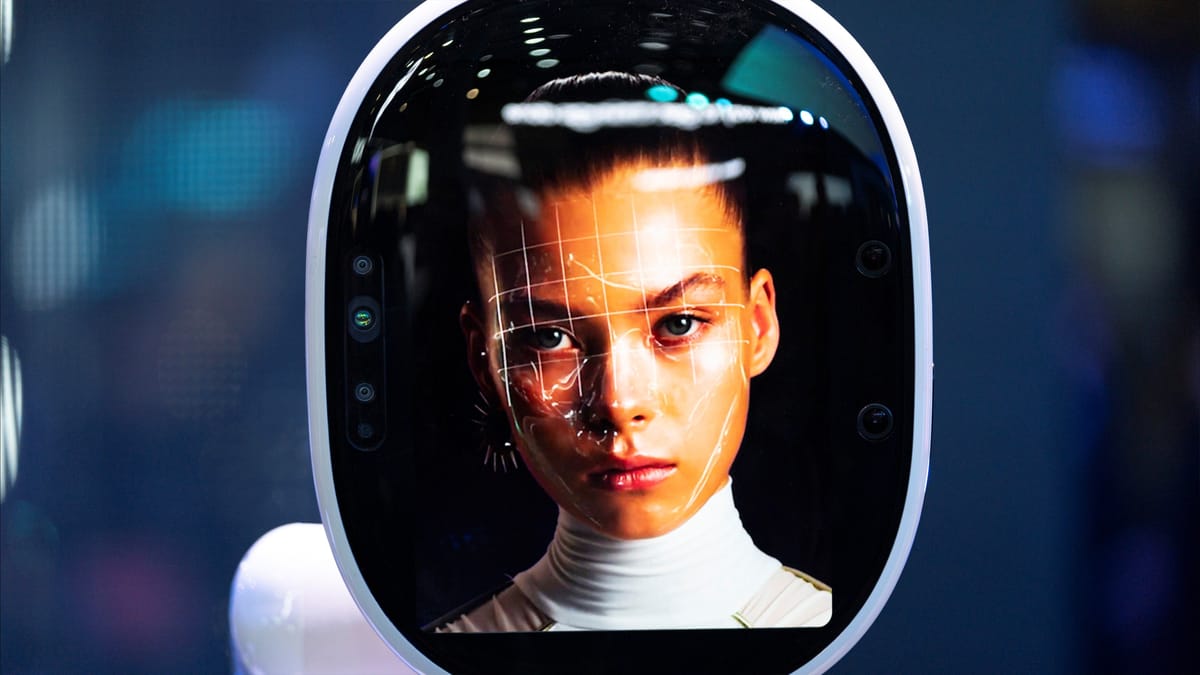 4 خطوات لحماية المستخدم من مخاطر الـ"AI influencers"