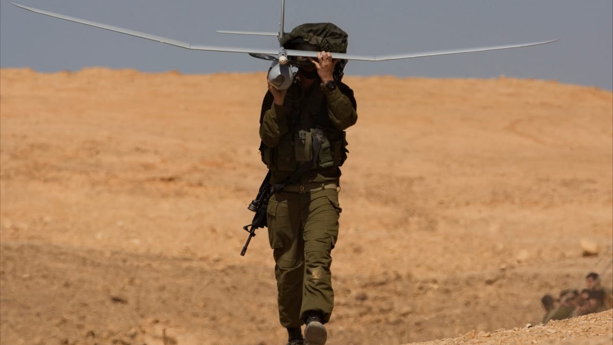 "من الداخل".. محلل إيراني يبرئ إسرائيل