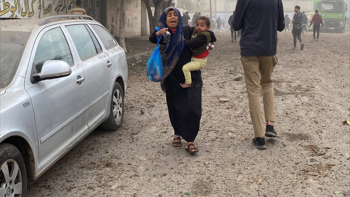 ما المساعدات الإنسانية التي تمنع إسرائيل دخولها غزة؟