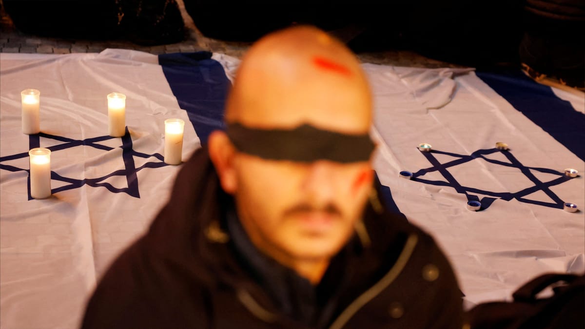 إسرائيل تحاكم جميع من عبر السياج على مبدأ "السيئة تعم"