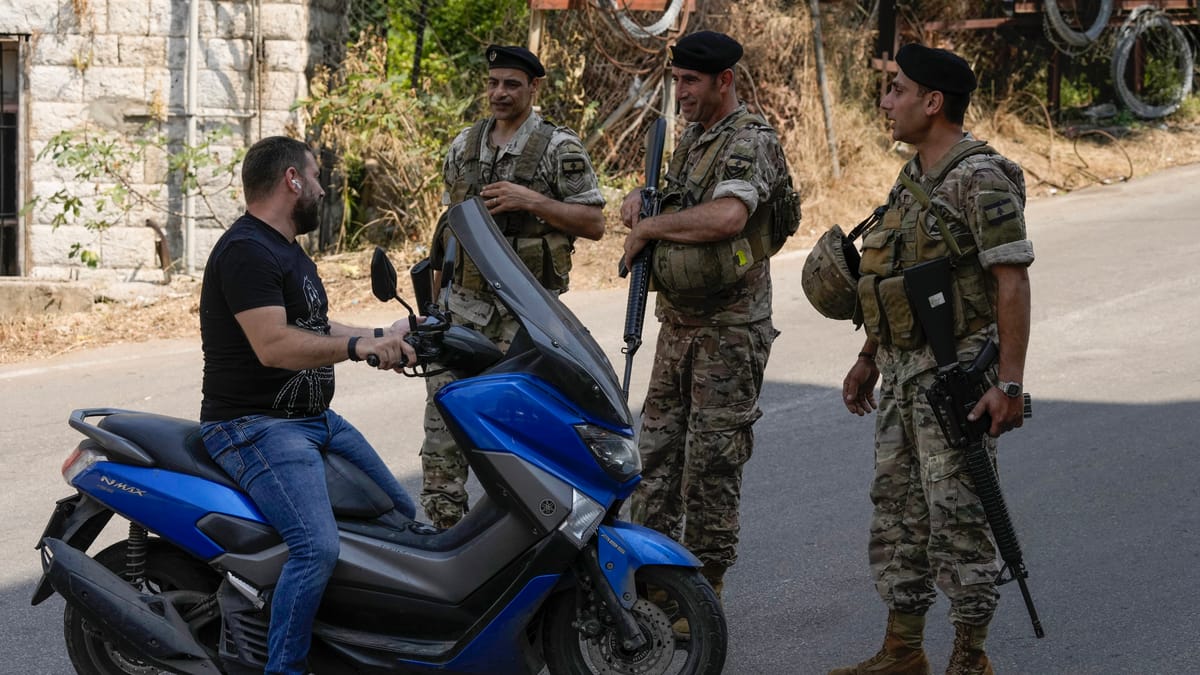 بـ200 ألف دولار.. اعتقال ضابط سوري في لبنان