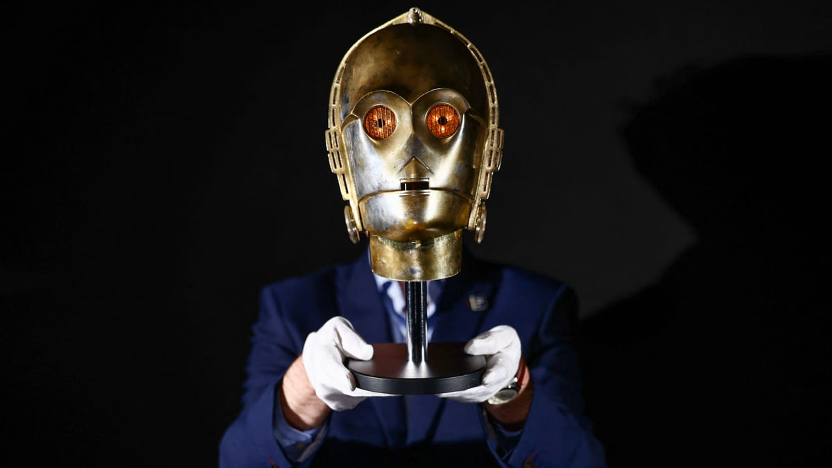 أغلى خريطة في العالم؟.. كنوز "هاري بوتر" و"حرب النجوم" للبيع