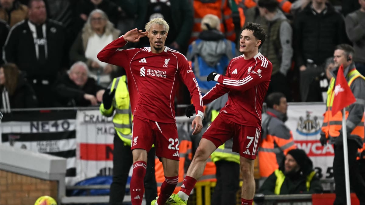 بطل العالم الأسبق: ليفربول ناد مغفل
