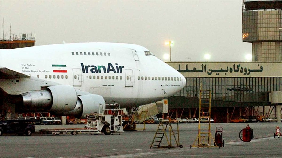 عودة حركة الطيران بعدة مطارات إيرانية