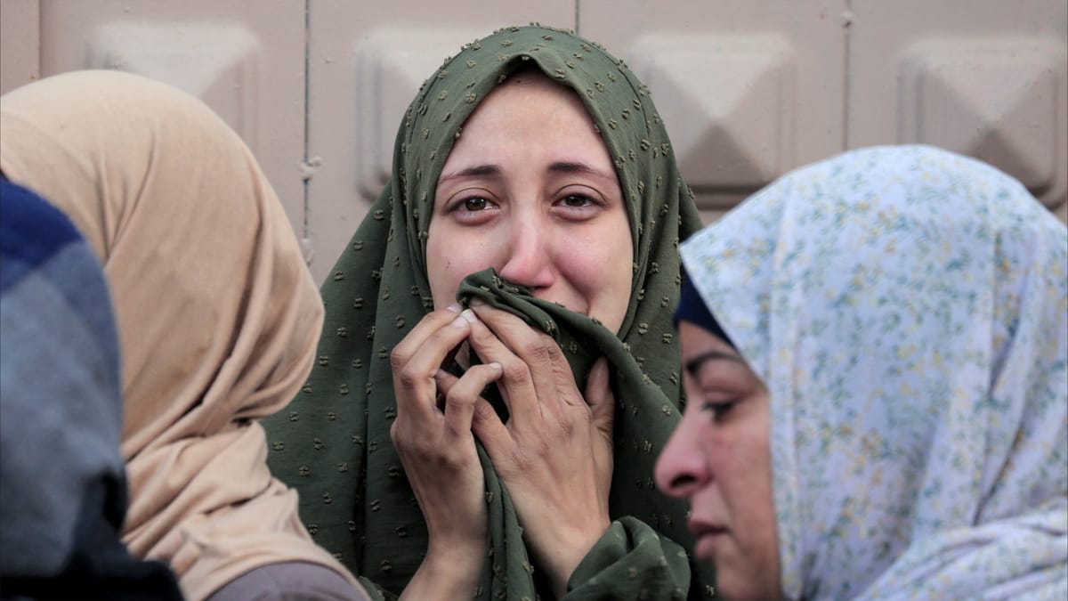 WSJ: خلافات بين السنوار وهنية