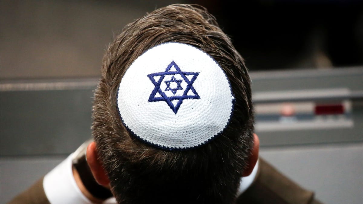 يهود أوروبا يستغنون عن الـKippah