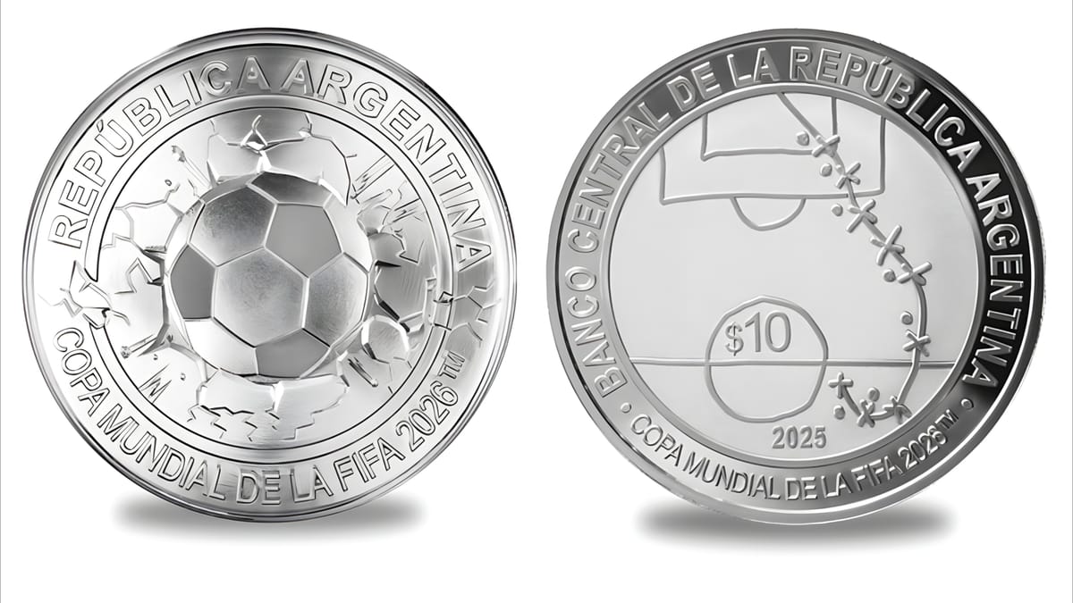 الأرجنتين تخلد مارادونا وتتجاهله