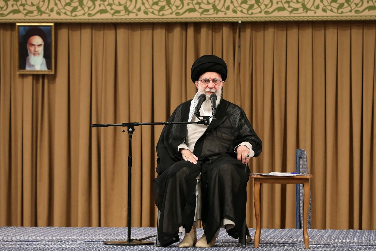خامنئي: الهجمات على حزب الله لن تخضعه