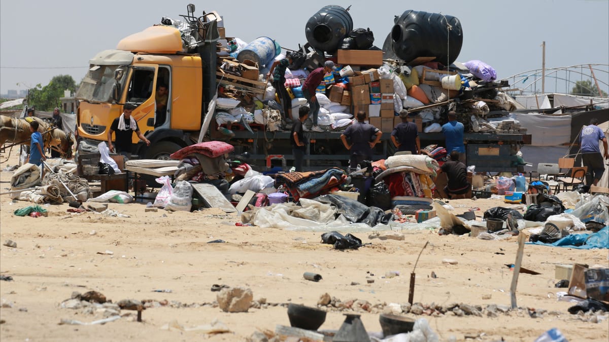 الجيش الإسرائيلي يأمر بإخلاء 32 منطقة في خان يونس ورفح
