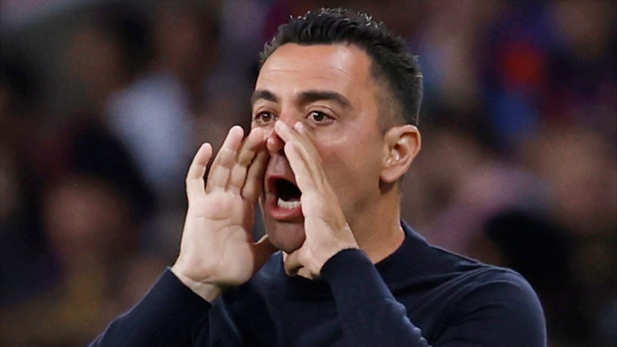 هل يدرب تشافي مانشستر يونايتد؟