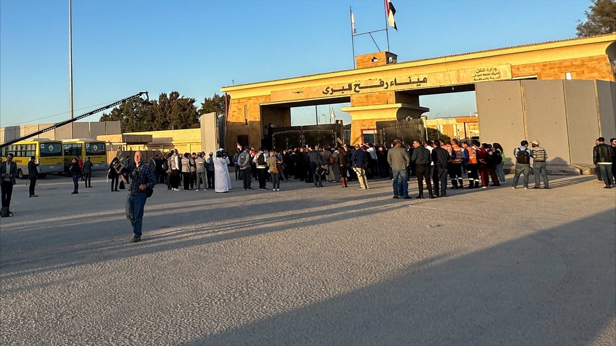إسرائيل توافق على دخول مساعدات "كرم أبو سالم"
