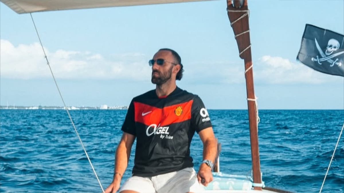 كيف يهدد "القرصان الكوميدي" عرش مبابي؟