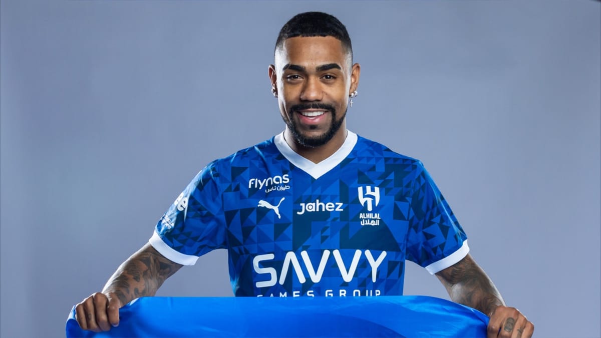الهلال يصفع ميسي بيد مالكوم
