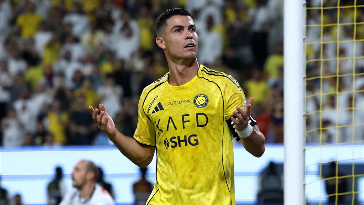 اللاعب الملياردير.. رونالدو يدخل التاريخ