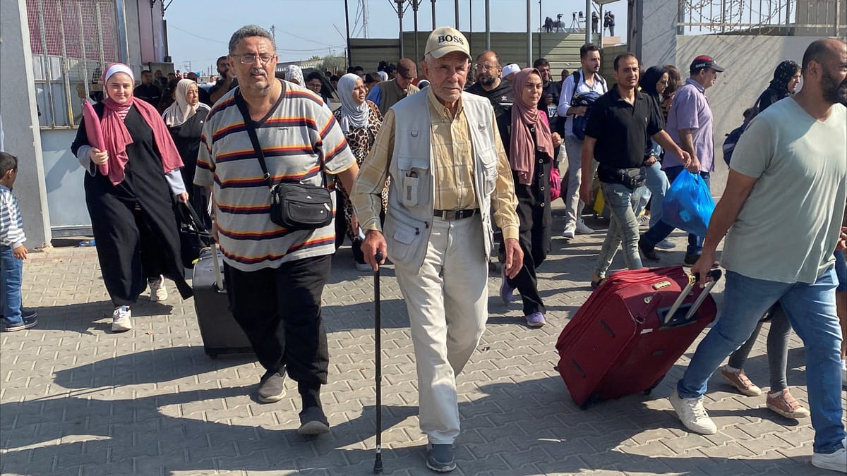 إجلاء أكثر من 300 مواطن ومقيم أميركي من غزة