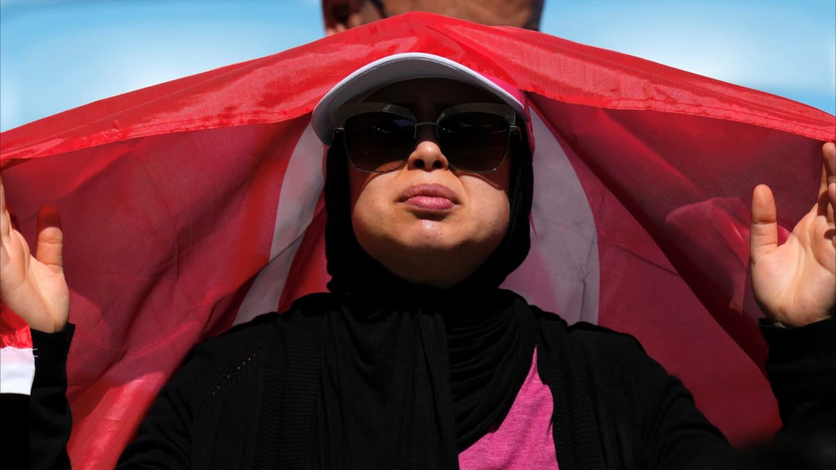 """شوفلي حل"".. لماذا يتابع التونسيون مسلسلا قديما حتى الآن؟"