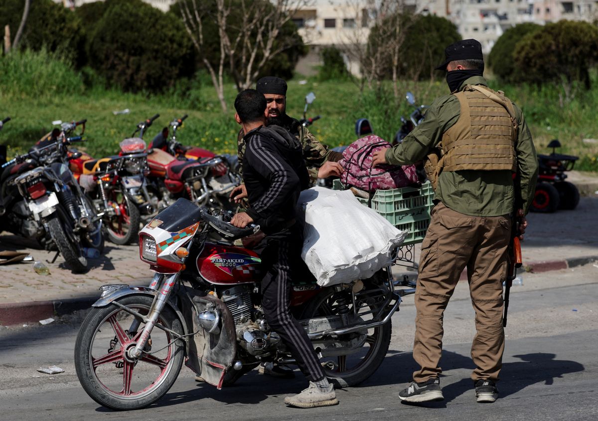 خلال يومين.. 16 عملية إعدام ميداني في 4 محافظات سورية