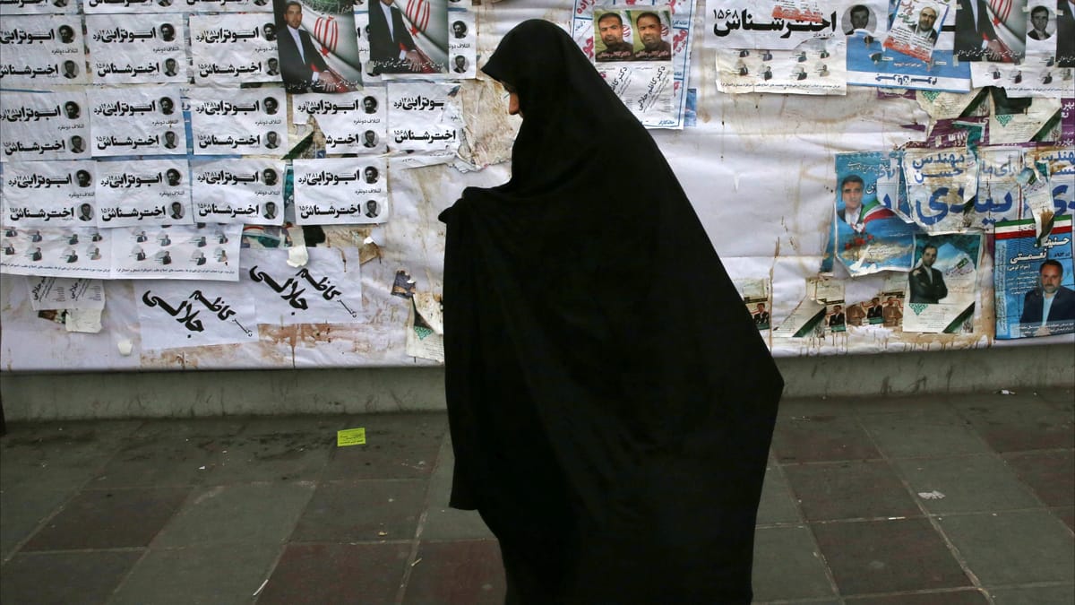 إيران تستغل التصعيد مع إسرائيل باستهداف النساء