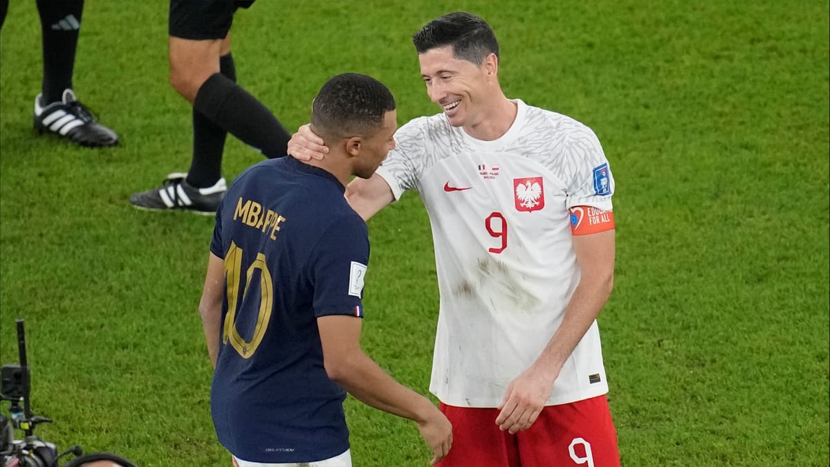 ليفاندوفسكي يطمئن سان جيرمان بشأن مبابي