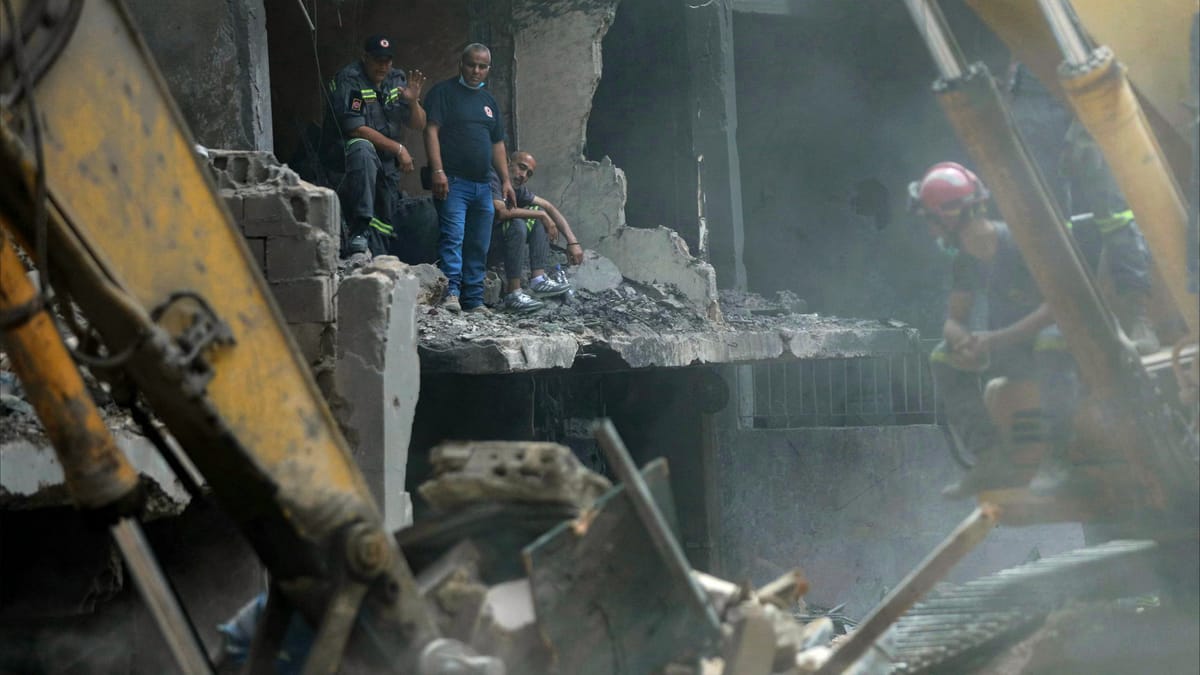 "إنذار وهمي" يخلي سفارتين في بيروت