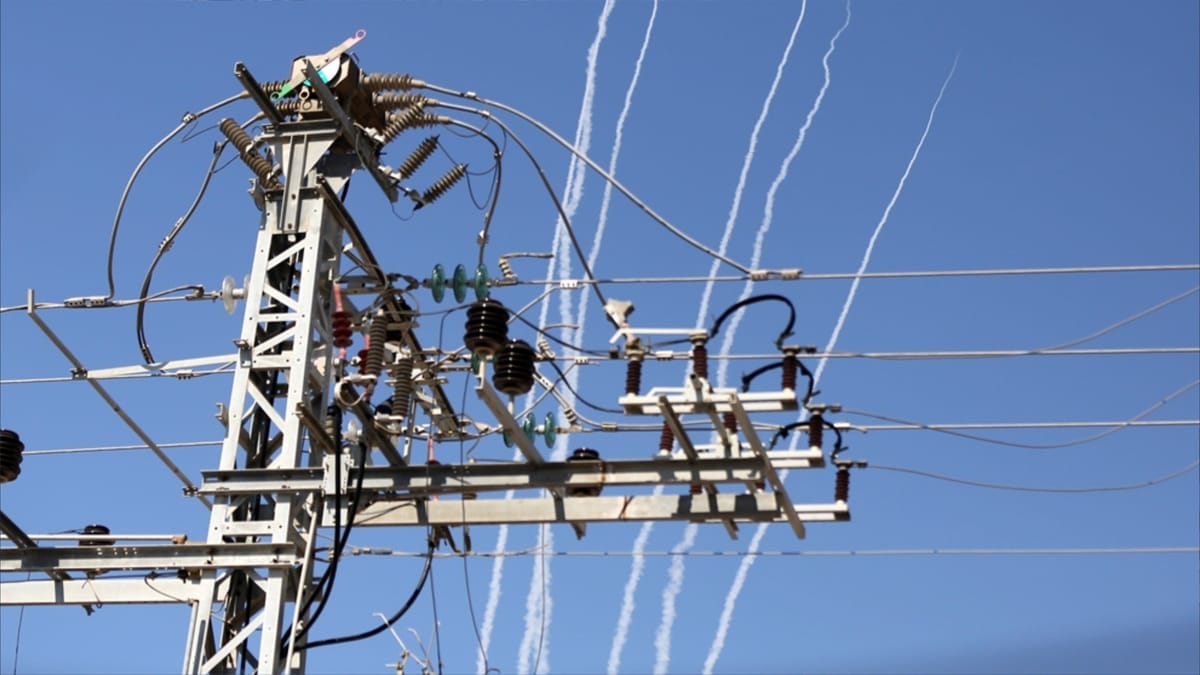 الأولى منذ شهرين.. رشقة صاروخية تجاه إسرائيل