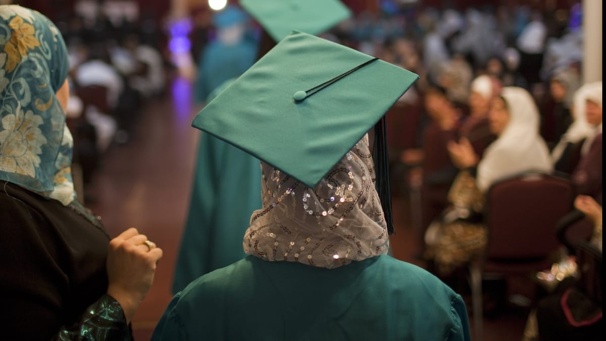 "الدرجة النهائية" تفتك بالطلاب.. 4 طرق لحمايتهم