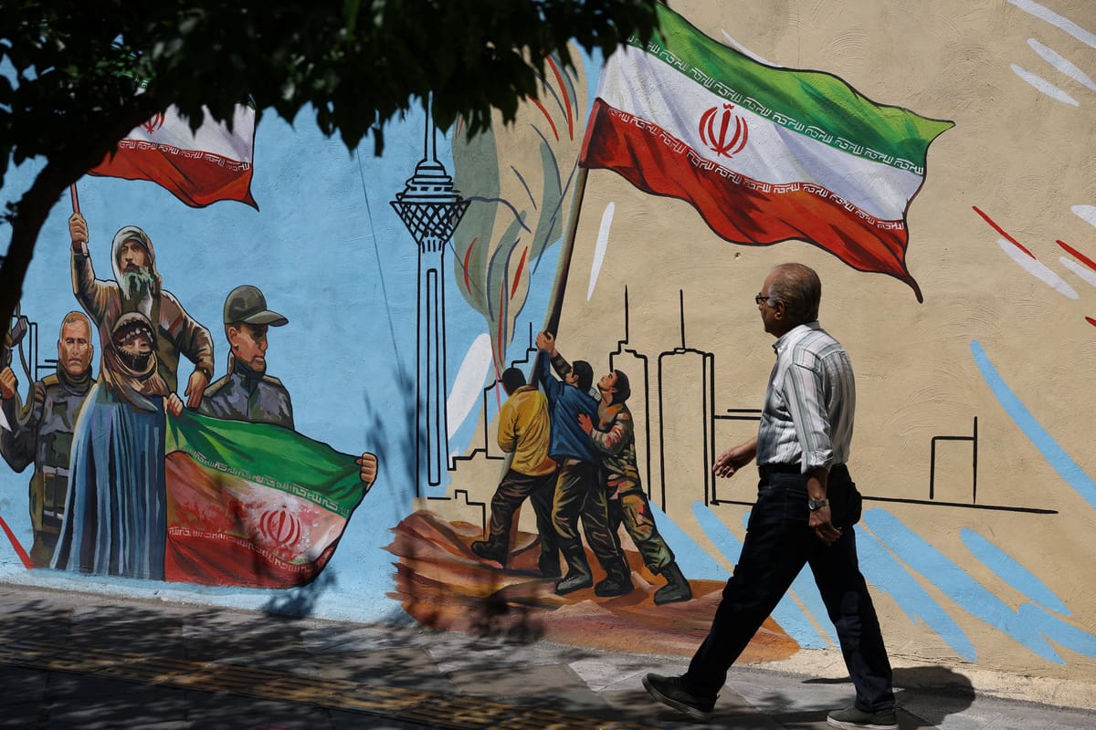 إيران تفاوض بـ"وجهين"؟