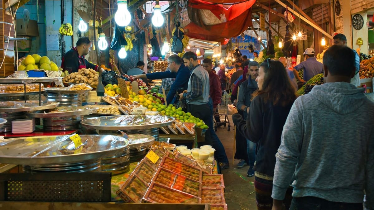 الحياة صعبة في الأردن.. لكن الموت أصعب