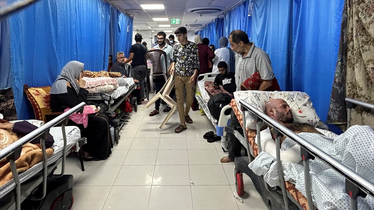 البيت الأبيض: لا نؤيد قصف المستشفيات جوا