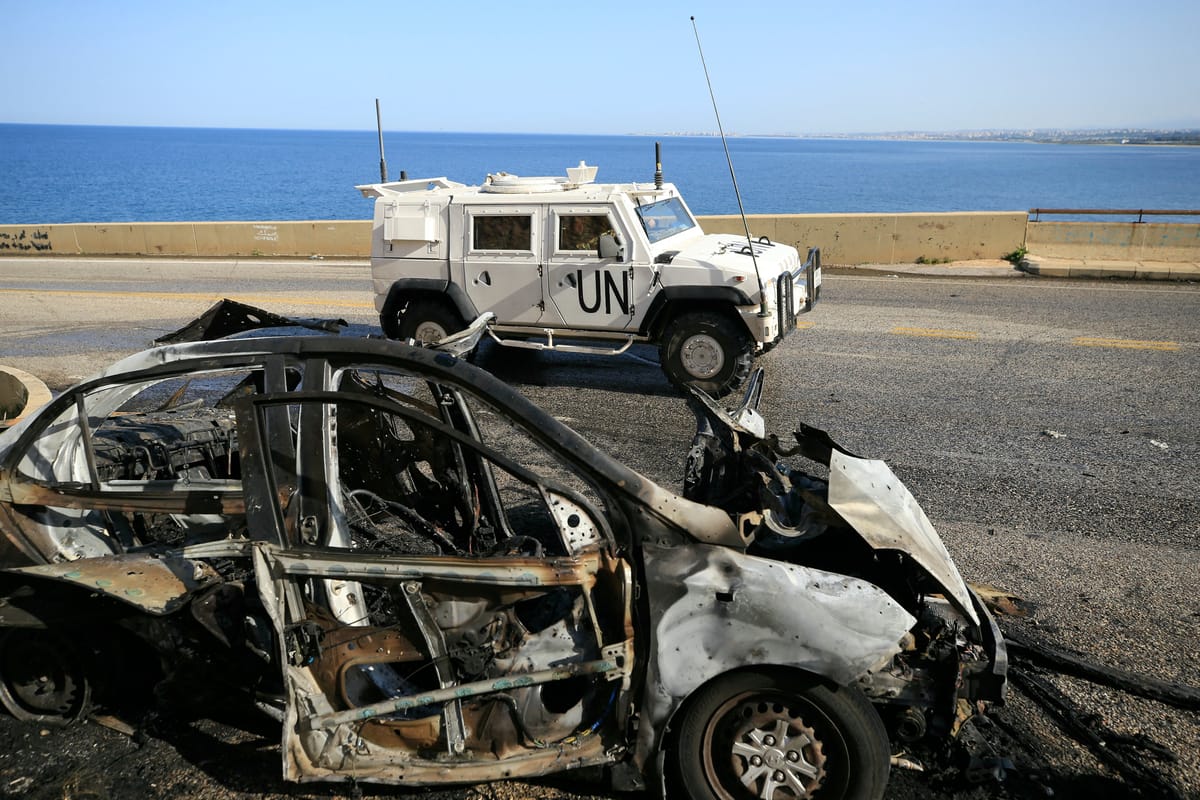قذيفة تصيب 3 مراقبين في اليونيفيل بلبنان