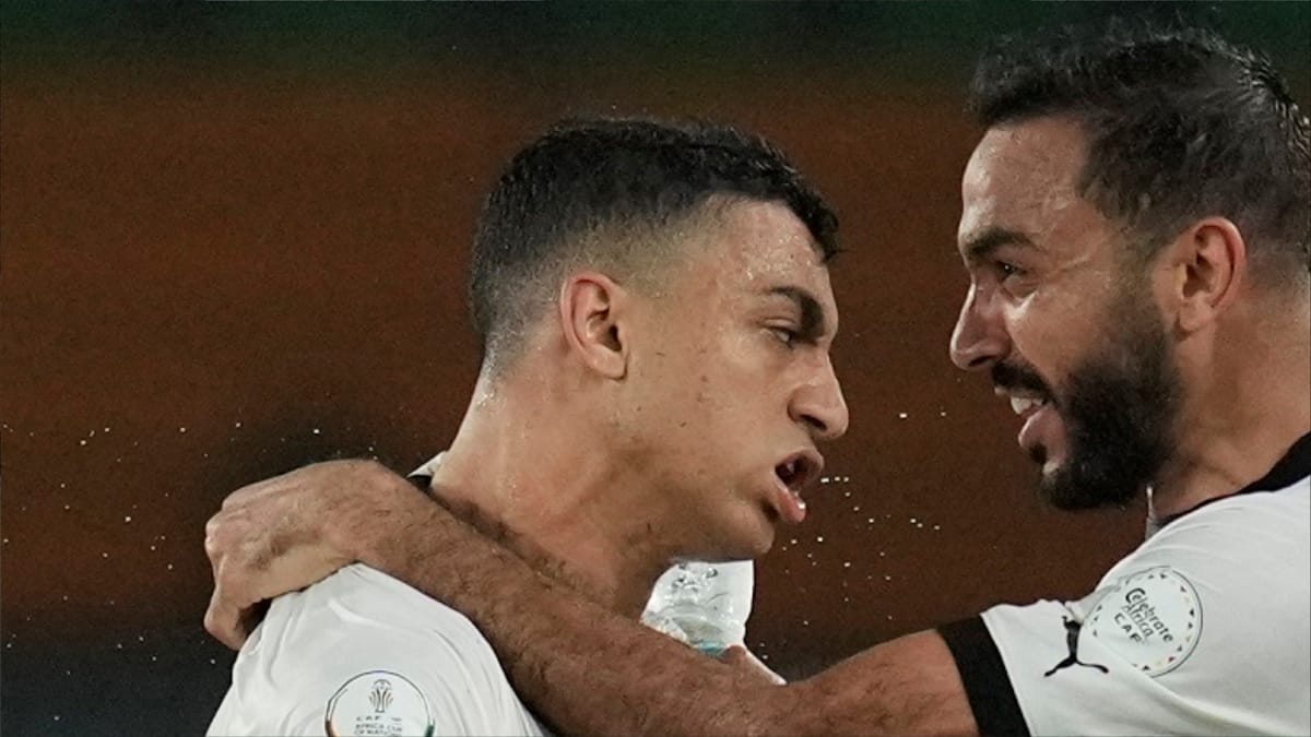 هل ينتقل مصطفى محمد إلى الدوري السعودي؟