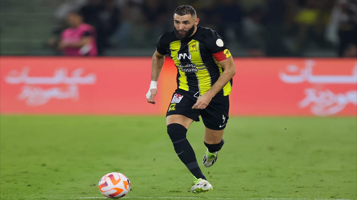 بنزيمة يطلب الرحيل عن اتحاد جدة