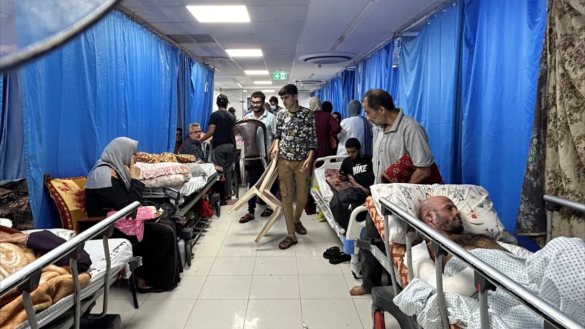 الشفاء.. 77 عاما من علاج الجرحى في 45 ألف متر مربع