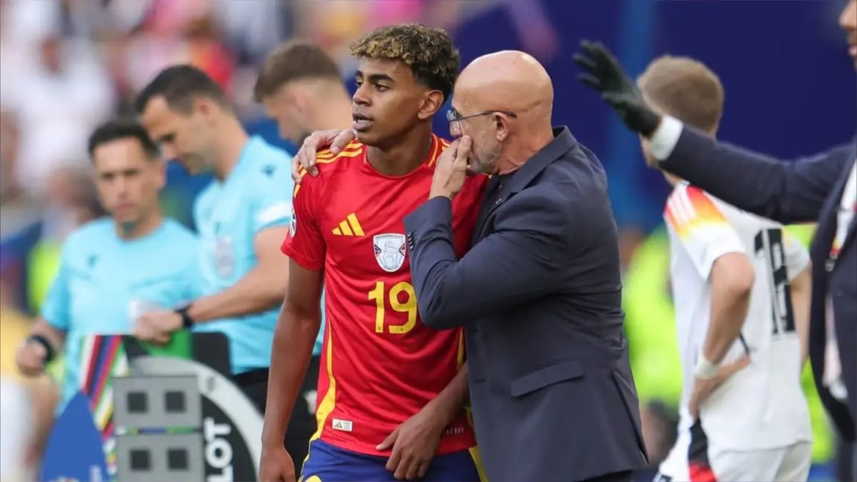 منتخب إسبانيا يحترم صيام لامين يامال