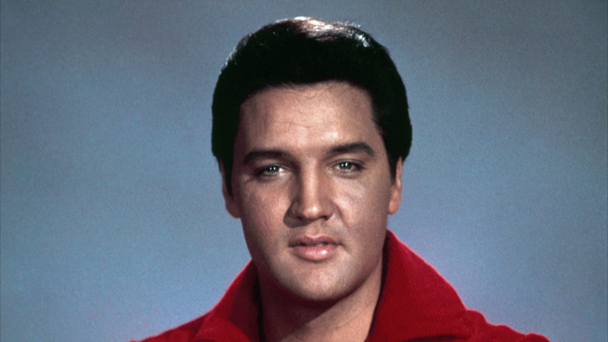 حفل "ذكي" لـ Elvis Presley على مسرح لندن