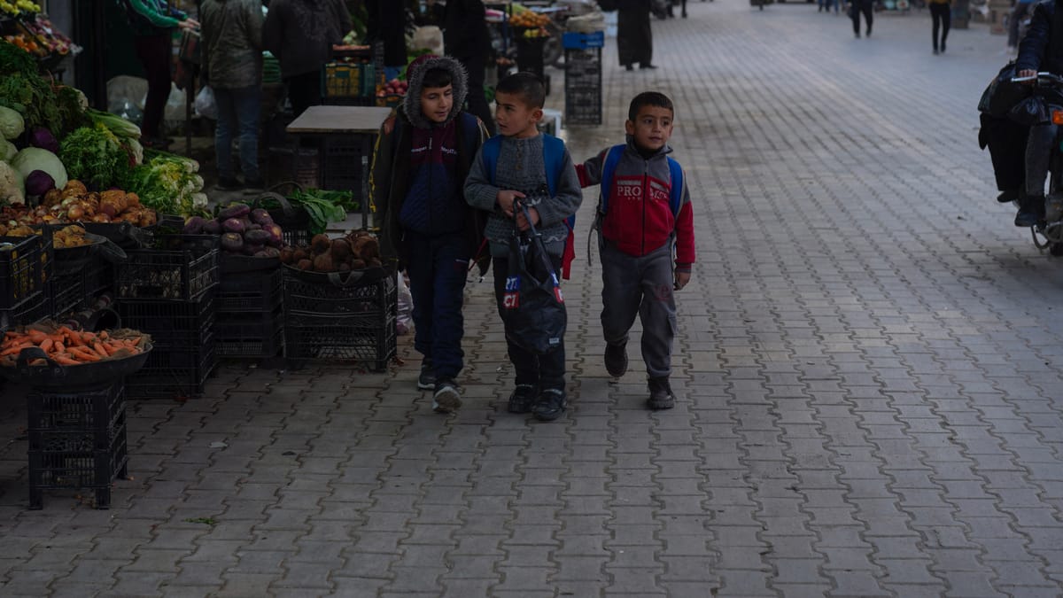 حملة "دفا" في سوريا.. "نور" تتحدى برد دمشق بمبادرة