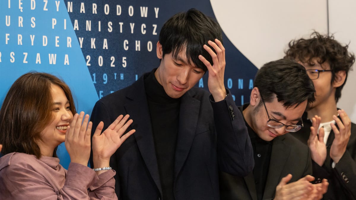 عازف بيانو أميركي يخطف كرسي شوبان