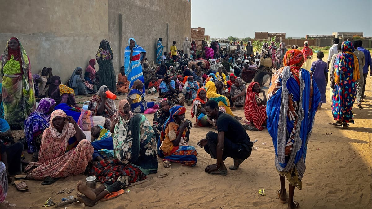 الجيش السوداني "يعتقل" مساعدات دارفور