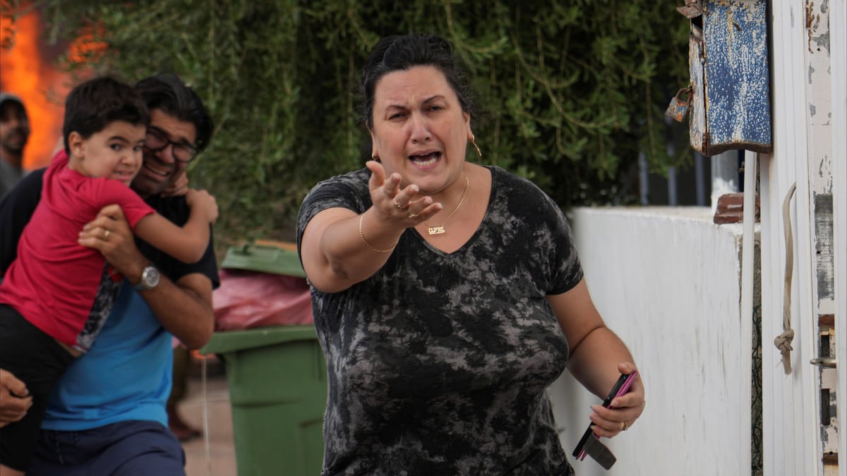 الصليب الأحمر يعرض تدخله "كوسيط محايد" في مسألة الأسرى