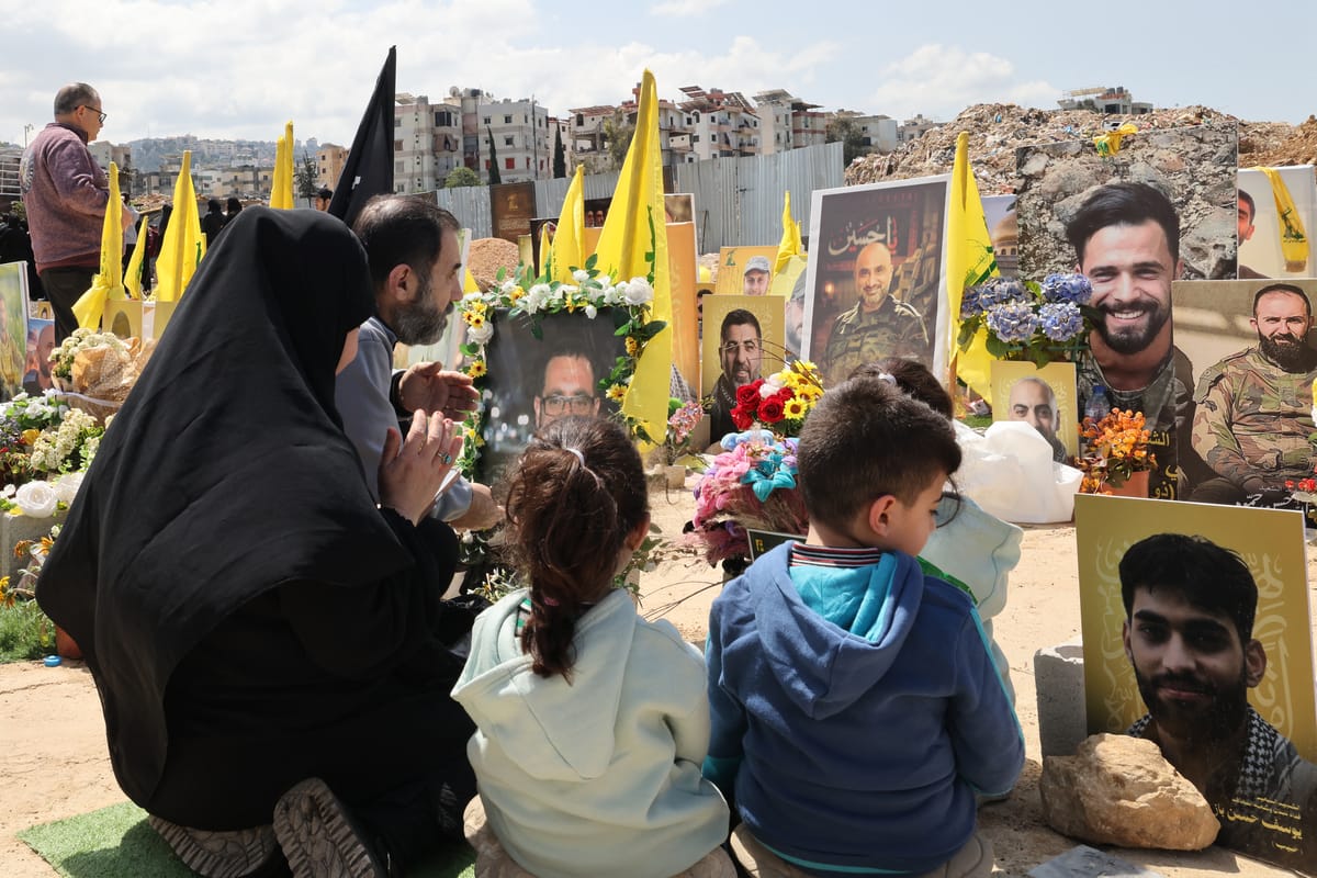 "اتصال" عون-نتنياهو.. هل تملك بيروت ثمن الهدنة وسلاح الحزب؟