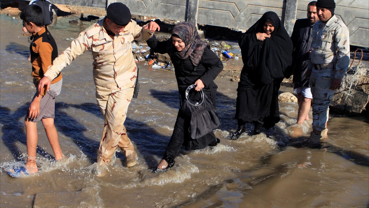 "إعصار العراق" يخلف خسائر مادية