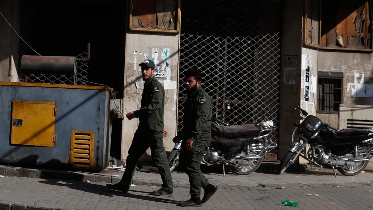 بعد "جريمة طائفية".. سوريا تمدد حظر التجول في حمص