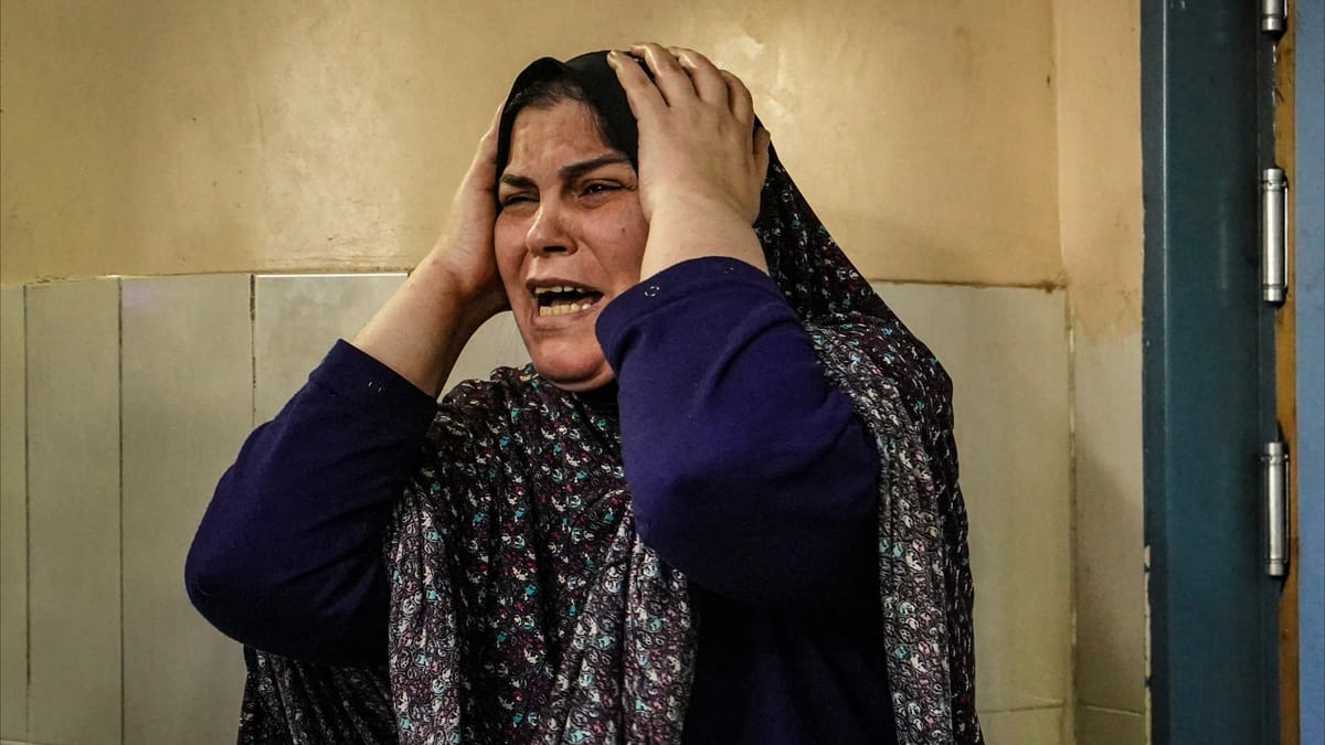 وفاة 4 مرضى بمستشفى ناصر.. وإسرائيل: لا أدلة على وجود أسرى بعد