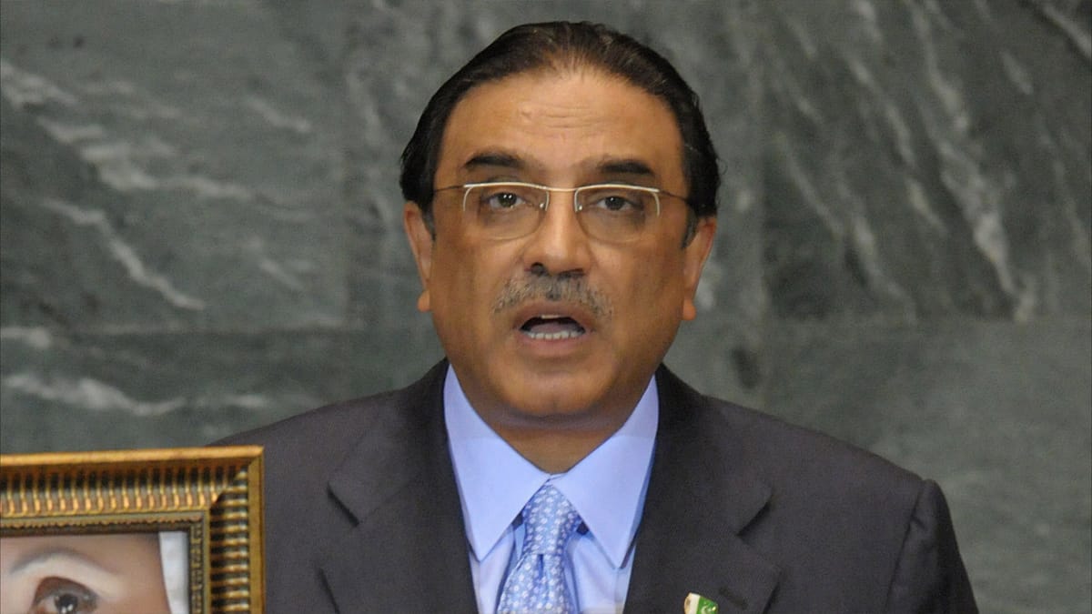 زرداري يعود لرئاسة باكستان بعد 11 عاما