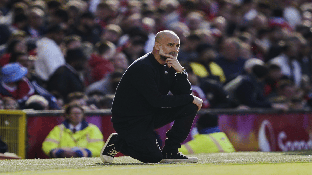 بيب غوارديولا يسخر من محللي البريميرليغ