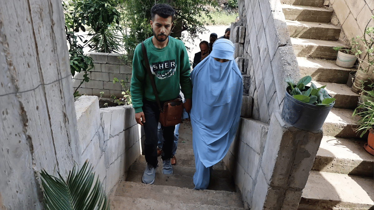 اختطاف أم حب؟.. ميرا ثابت تشعل الجدل بـ"زي شرعي"
