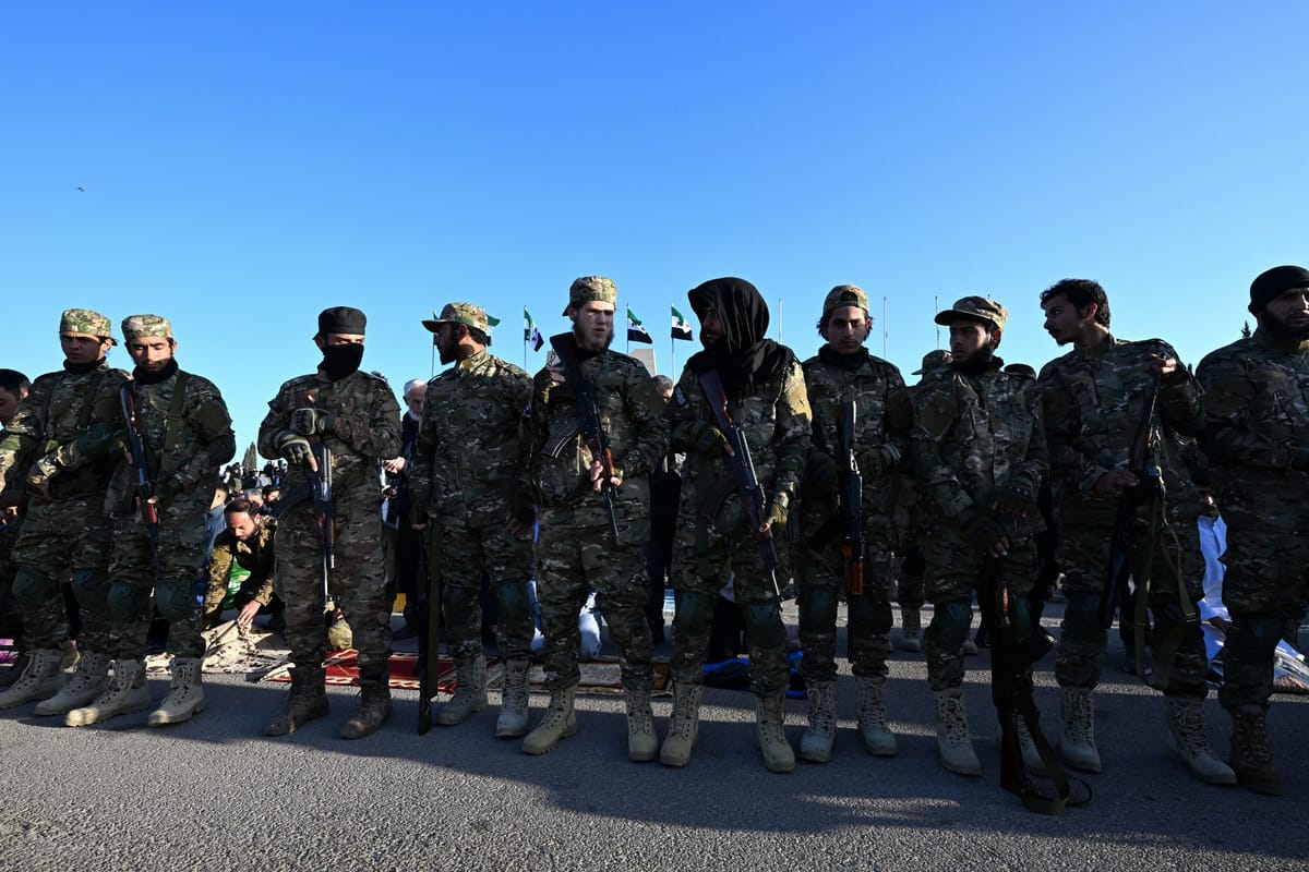 احتفالات في المزة السورية بعد توقيف "جزار سرية 215"