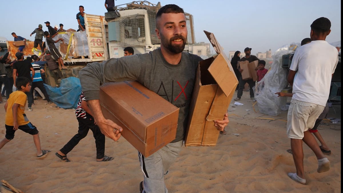 أقل من ألف شاحنة مساعدات تدخل غزة منذ هجوم رفح